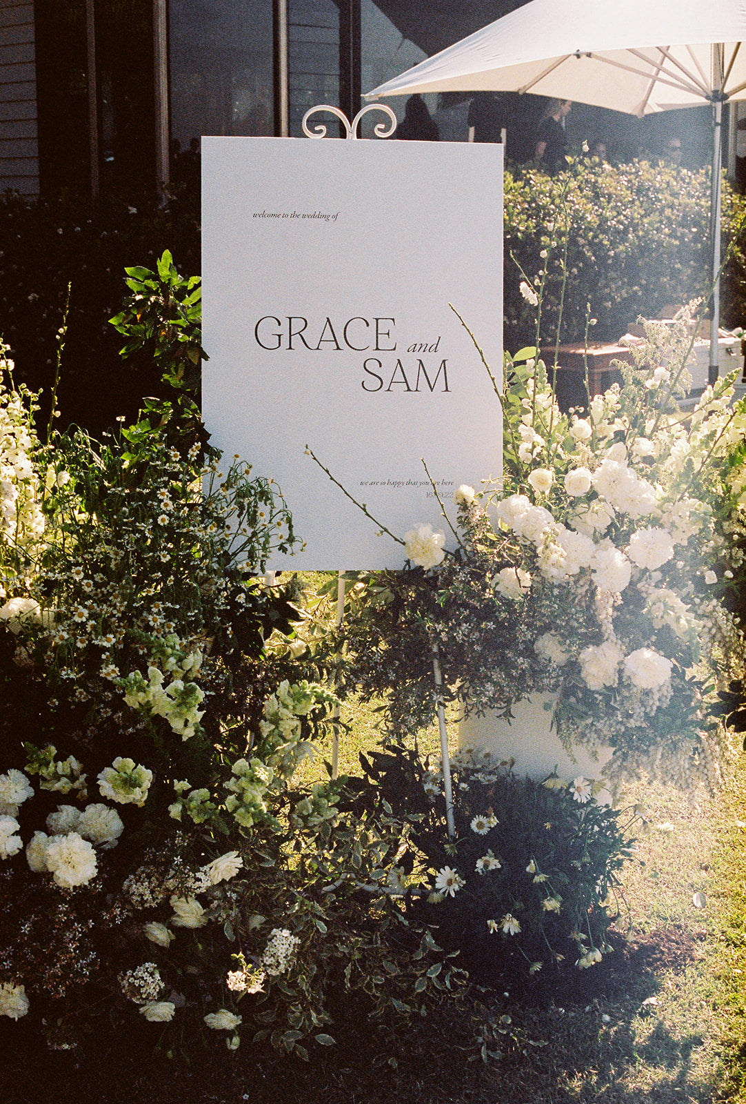 Swirl Detail Easel for Wedding Signage | For Love & Living Gold Coast Wedding & Event Hire