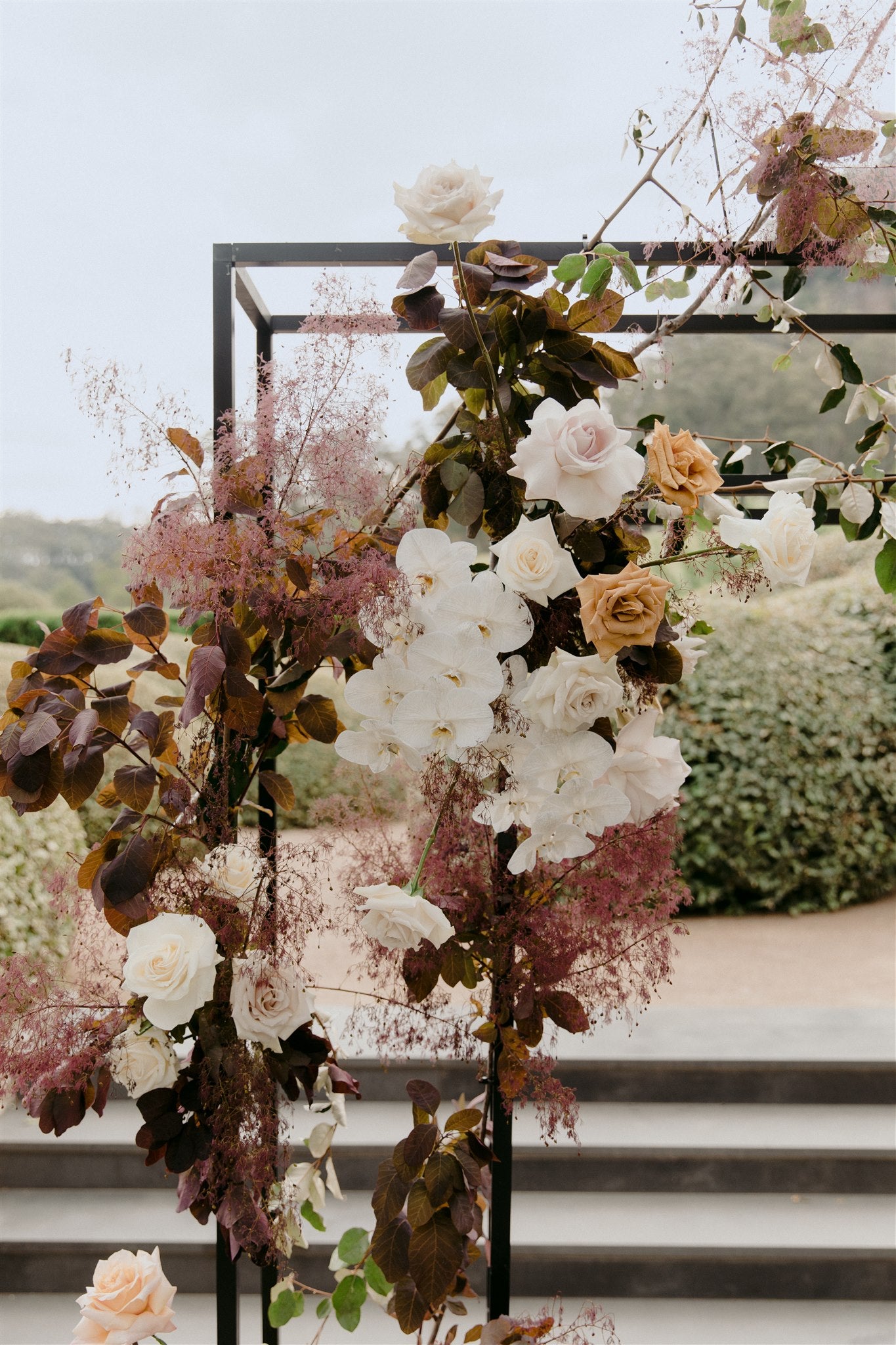 PIA + JADE (WEDDING FLORAL EXPERTS) WITH THE DIRT ON FLORAL COSTS & WHY YOU SHOULDN'T DIY