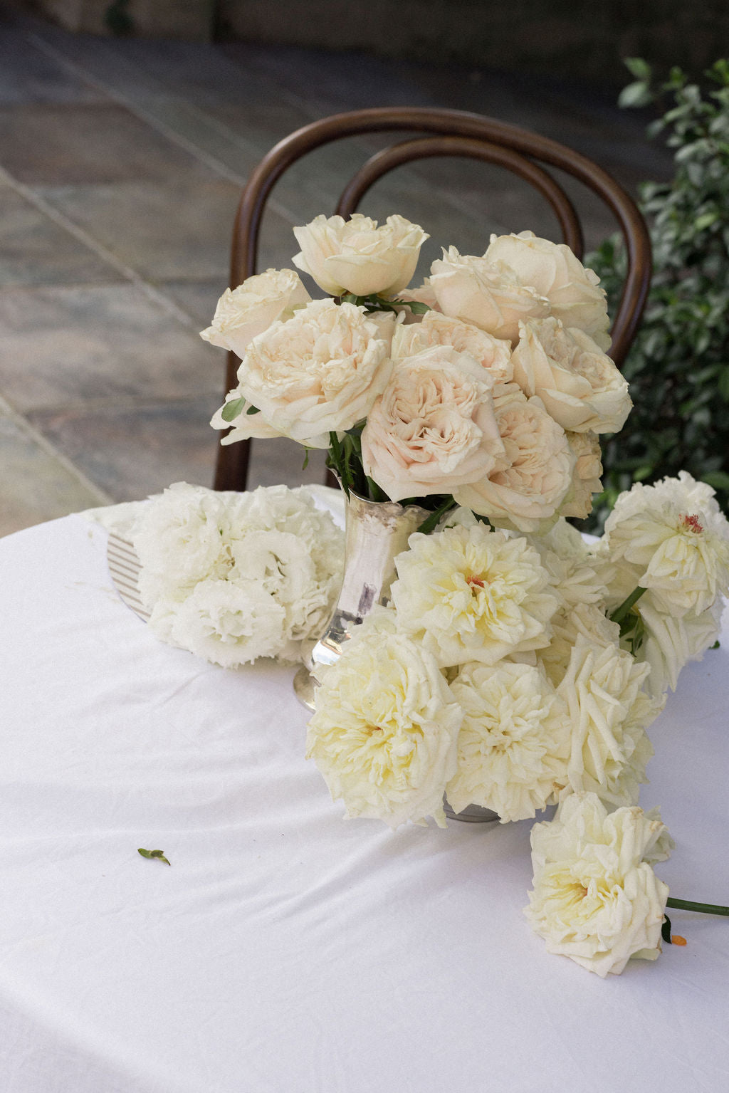 White French Linen Cafe Round