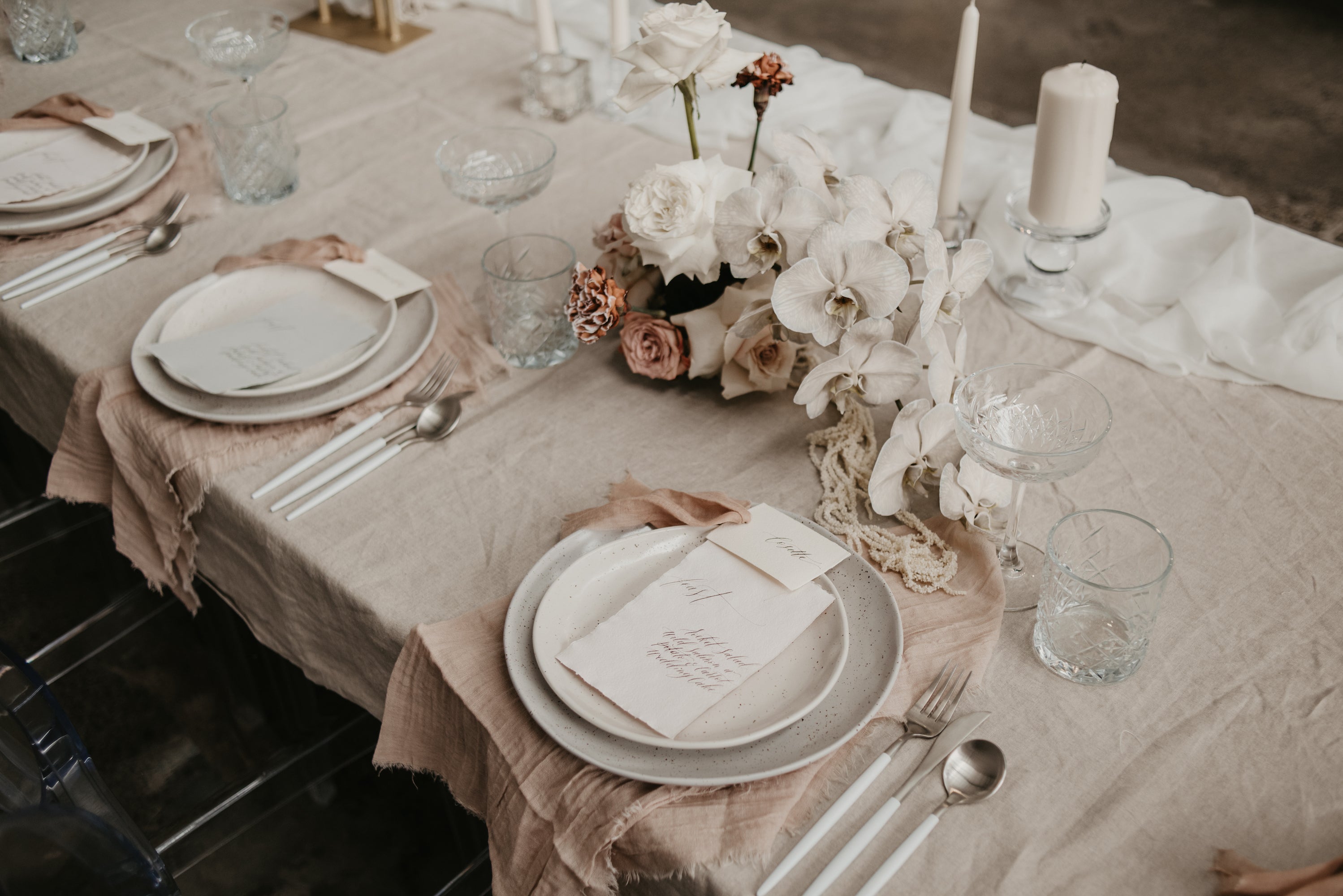 Smoked pink textured cotton napkins for hire | Gold Coast Wedding & Event Hire